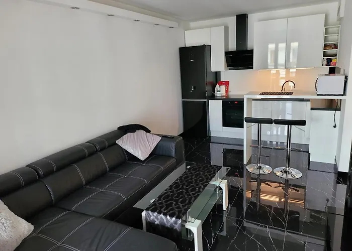 Apartamenty Tenisowa