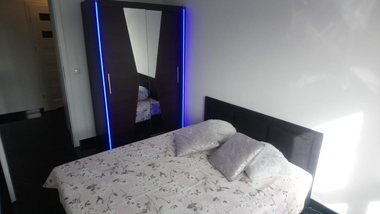 Apartament Tenisowa *